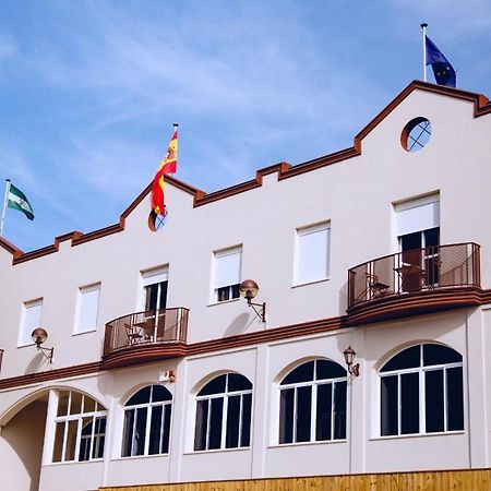 Hotel Olive Osuna Bagian luar foto