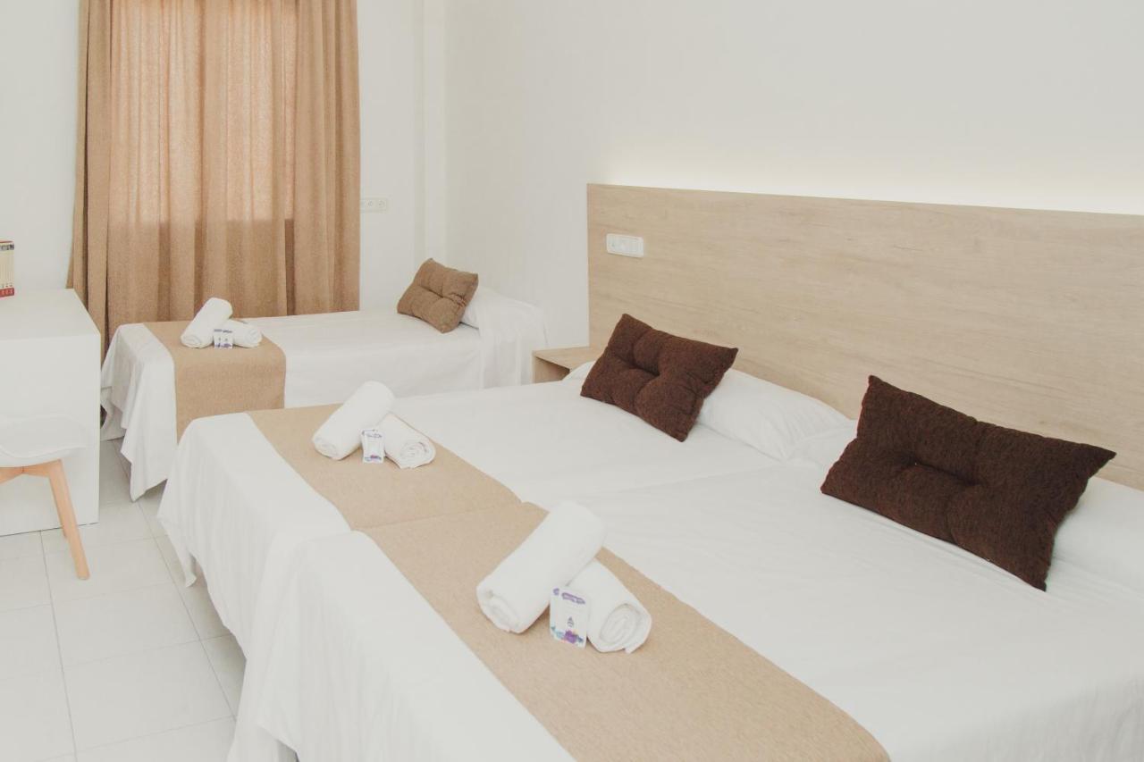 Hotel Olive Osuna Bagian luar foto